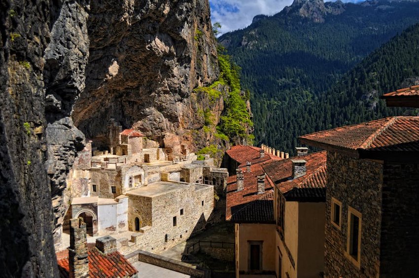 sümela manastırı